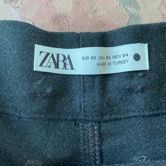 Women's Zara Shorts XS Black - Picture 4 of 5